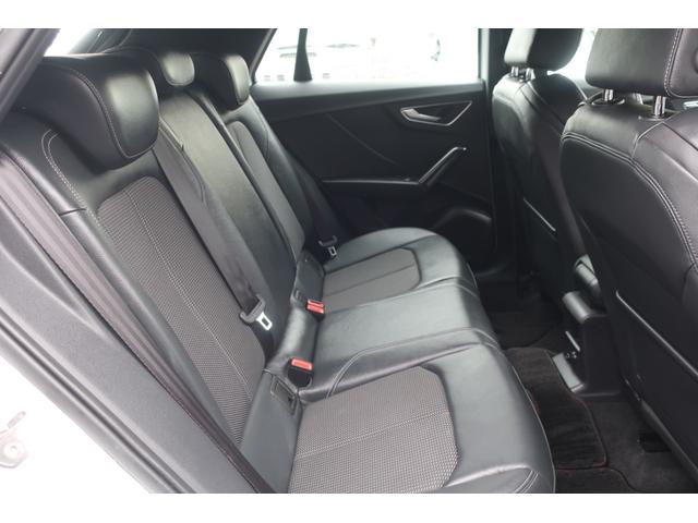 Ｑ２ ３５ＴＦＳＩ　Ｓライン　後期型　純正ナビ＆ＴＶ＆Ｂカメラ　専用エアロ　専用１８インチＡＷ　パワーバックドア　ＬＥＤヘッドライト　ＬＥＤライナー　専用インテリア＆ハーフレザーシート　シートヒーター　ミラーヒーター　スマートキー　衝突軽減ブレーキサポート（21枚目）