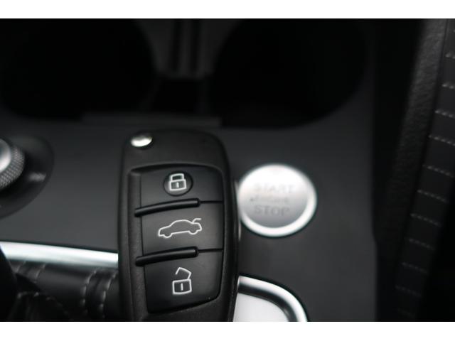 Ｑ２ ３５ＴＦＳＩ　Ｓライン　後期型　純正ナビ＆ＴＶ＆Ｂカメラ　専用エアロ　専用１８インチＡＷ　パワーバックドア　ＬＥＤヘッドライト　ＬＥＤライナー　専用インテリア＆ハーフレザーシート　シートヒーター　ミラーヒーター　スマートキー　衝突軽減ブレーキサポート（39枚目）