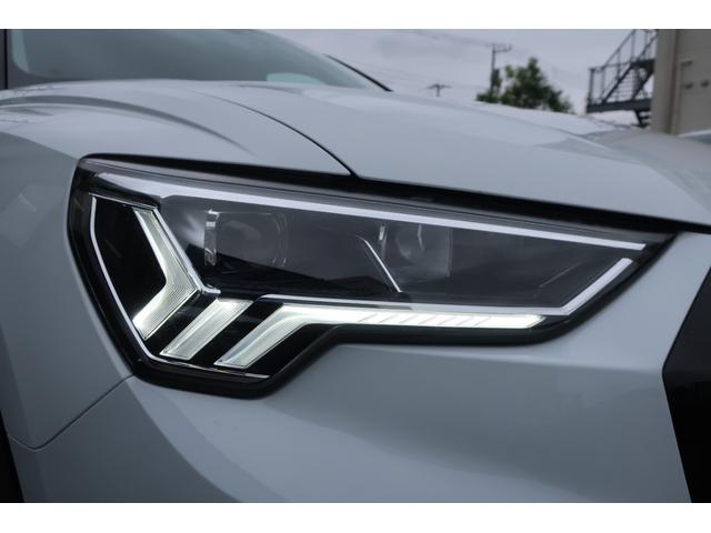 Ｑ３ ハイスタイル　２５０台限定車　アップルカープレイ対応ナビ　後期型　トップグレード　Ａｐｐｌｅ　Ｃａｒ　Ｐｌａｙ対応ワイドナビ＆ＵＳＢ＆Ｂトゥース＆Ｂカメラ＆全方位カメラ　専用インテリア＆本革シート　Ｐシート　シートヒーター　パワーバックドア　ＬＥＤライト（54枚目）
