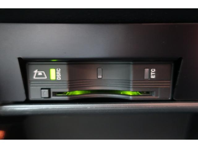 ジープ・レネゲード トレイルホーク　４ＷＤ　後期型　純正ナビ　後期型／４ＷＤ車／純正ナビ／フルセグＴＶ／Ｂトゥース／Ｂカメラ／ＬＥＤヘッドライト／オートライト／ＬＥＤフォグランプ／純正１７インチＡＷ／ルーフレール／スマートキー／プッシュスタート／電子パーキング（39枚目）