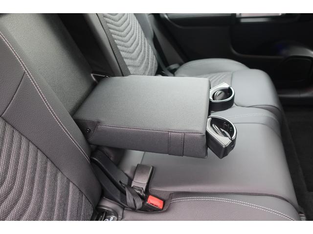 ＧＬＢ ＧＬＢ１８０　後期型　ワンオーナー車　後期型／純正ワイドナビ／フルセグＴＶ／ＵＳＢ／Ｂトゥース／全方位カメラ／ハーフレザーシート／パワーシート／シートヒーター／パワーバックドア／ＬＥＤヘッドライト／オートライト／衝突軽減ブレーキサポート（24枚目）