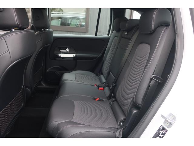 ＧＬＢ ＧＬＢ１８０　後期型　ワンオーナー車　後期型／純正ワイドナビ／フルセグＴＶ／ＵＳＢ／Ｂトゥース／全方位カメラ／ハーフレザーシート／パワーシート／シートヒーター／パワーバックドア／ＬＥＤヘッドライト／オートライト／衝突軽減ブレーキサポート（25枚目）