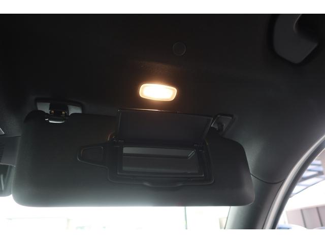 ＧＬＢ ＧＬＢ１８０　後期型　ワンオーナー車　後期型／純正ワイドナビ／フルセグＴＶ／ＵＳＢ／Ｂトゥース／全方位カメラ／ハーフレザーシート／パワーシート／シートヒーター／パワーバックドア／ＬＥＤヘッドライト／オートライト／衝突軽減ブレーキサポート（48枚目）