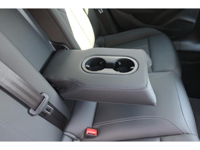 Ａ５アバント ＴＦＳＩ　１１０ｋＷ　ＳラインＰＫＧ　ブラックラインＰＫＧ　テクノロジーＰＫＧプロ　ライティングＰＫＧ　アップルカープレイ対応純正ワイドナビ／アウディバーチャルコックピット／専用レザーシート／パワーシート／シートヒーター／ステアヒーター／純正ＯＰ１９インチＡＷ（24枚目）