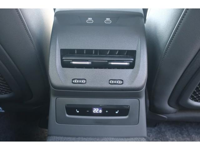 Ａ５アバント ＴＦＳＩ　１１０ｋＷ　ＳラインＰＫＧ　ブラックラインＰＫＧ　テクノロジーＰＫＧプロ　ライティングＰＫＧ　アップルカープレイ対応純正ワイドナビ／アウディバーチャルコックピット／専用レザーシート／パワーシート／シートヒーター／ステアヒーター／純正ＯＰ１９インチＡＷ（25枚目）