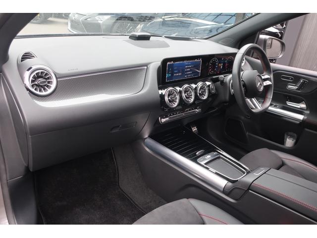 Bクラス B200d AMGラインパッケージ 後期型 純正ワイドナビ フルセグTV/USB/Bトゥース/Bカメラ/全方位カメラ/パノラミックスライディングルーフ/AMGエアロ/AMG18インチAW/パワーバックドア/LEDライト/Hレザーシート/Pシート/シートヒーター(22枚目)