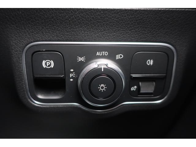 Bクラス B200d AMGラインパッケージ 後期型 純正ワイドナビ フルセグTV/USB/Bトゥース/Bカメラ/全方位カメラ/パノラミックスライディングルーフ/AMGエアロ/AMG18インチAW/パワーバックドア/LEDライト/Hレザーシート/Pシート/シートヒーター(34枚目)