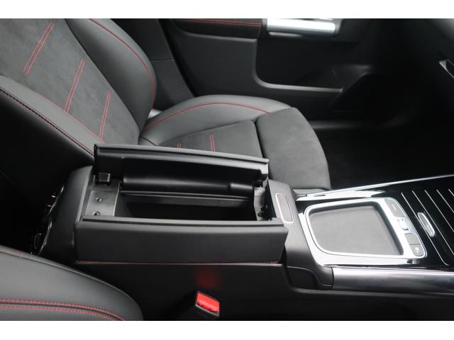 Bクラス B200d AMGラインパッケージ 後期型 純正ワイドナビ フルセグTV/USB/Bトゥース/Bカメラ/全方位カメラ/パノラミックスライディングルーフ/AMGエアロ/AMG18インチAW/パワーバックドア/LEDライト/Hレザーシート/Pシート/シートヒーター(37枚目)