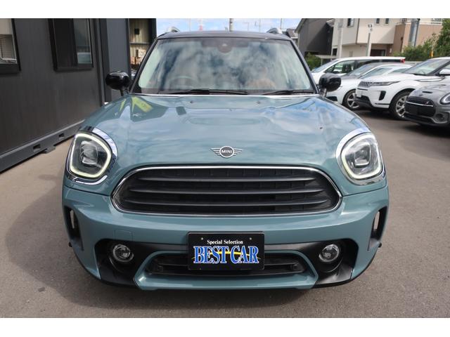 MINI クーパーD クロスオーバー レザーシートパッケージ 後期型 最終モデル/ディーゼルターボ/Apple Car Play対応ディスプレイオーディオ/USB/Bトゥース/Bカメラ/OPレザーシート/Pシート/シートヒーター/LEDライト/LEDフォグ/純正17AW(15枚目)