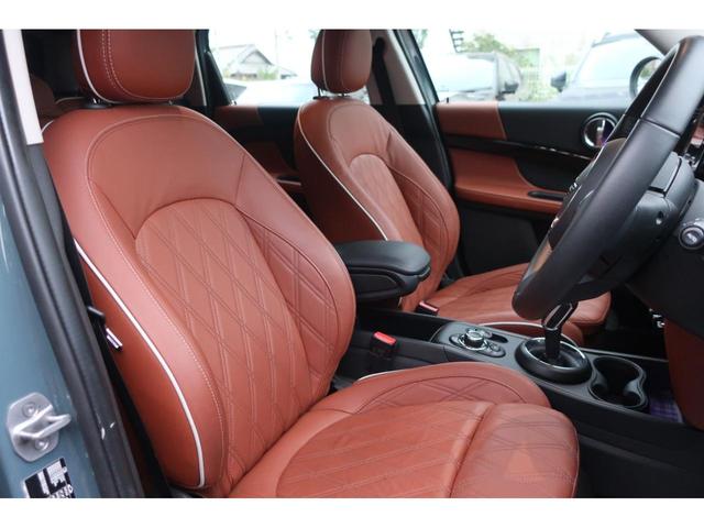 MINI クーパーD クロスオーバー レザーシートパッケージ 後期型 最終モデル/ディーゼルターボ/Apple Car Play対応ディスプレイオーディオ/USB/Bトゥース/Bカメラ/OPレザーシート/Pシート/シートヒーター/LEDライト/LEDフォグ/純正17AW(19枚目)