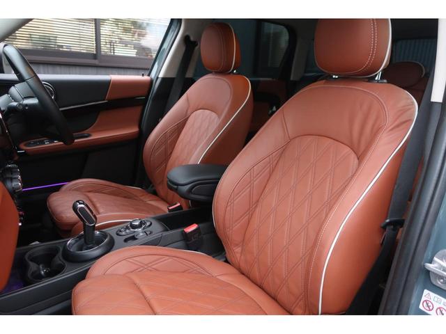 MINI クーパーD クロスオーバー レザーシートパッケージ 後期型 最終モデル/ディーゼルターボ/Apple Car Play対応ディスプレイオーディオ/USB/Bトゥース/Bカメラ/OPレザーシート/Pシート/シートヒーター/LEDライト/LEDフォグ/純正17AW(20枚目)