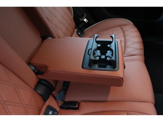 MINI クーパーD クロスオーバー レザーシートパッケージ 後期型 最終モデル/ディーゼルターボ/Apple Car Play対応ディスプレイオーディオ/USB/Bトゥース/Bカメラ/OPレザーシート/Pシート/シートヒーター/LEDライト/LEDフォグ/純正17AW(22枚目)