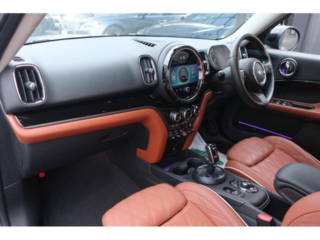 MINI クーパーD クロスオーバー レザーシートパッケージ 後期型 最終モデル/ディーゼルターボ/Apple Car Play対応ディスプレイオーディオ/USB/Bトゥース/Bカメラ/OPレザーシート/Pシート/シートヒーター/LEDライト/LEDフォグ/純正17AW(27枚目)