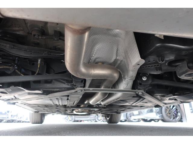 MINI クーパーD クロスオーバー レザーシートパッケージ 後期型 最終モデル/ディーゼルターボ/Apple Car Play対応ディスプレイオーディオ/USB/Bトゥース/Bカメラ/OPレザーシート/Pシート/シートヒーター/LEDライト/LEDフォグ/純正17AW(57枚目)