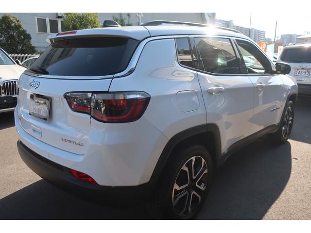 ジープ・コンパス リミテッド 後期型/1オーナー/Apple Car Play 対応純正ナビ/フルセグTV/USB/Bトゥース/Bカメラ/全方位カメラ/本革シート/Pシート/シートヒーター/パワーバックドア/LEDヘッドライト/LEDフォグ/専用18インチAW/ステアヒーター(12枚目)