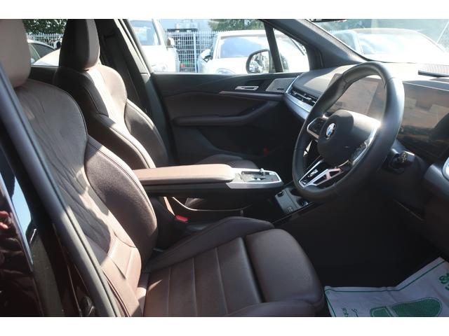 ２シリーズ ２１８ｉアクティブツアラー　Ｍスポーツ　現行型　Ａｐｐｌｅ　Ｃａｒ　Ｐｌａｙ対応純正ワイドナビ／ＵＳＢ／Ｂトゥース／Ｂカメラ／全方位カメラ／純正エアロ／純正１７インチＡＷ／パワーバックドア／レザーシート／Ｐシート／シートヒーター／ＬＥＤヘッドライト（17枚目）