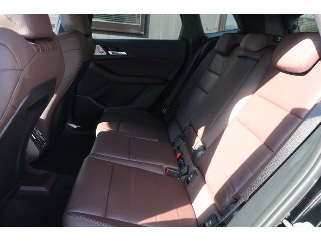 ２シリーズ ２１８ｉアクティブツアラー　Ｍスポーツ　現行型　Ａｐｐｌｅ　Ｃａｒ　Ｐｌａｙ対応純正ワイドナビ／ＵＳＢ／Ｂトゥース／Ｂカメラ／全方位カメラ／純正エアロ／純正１７インチＡＷ／パワーバックドア／レザーシート／Ｐシート／シートヒーター／ＬＥＤヘッドライト（23枚目）