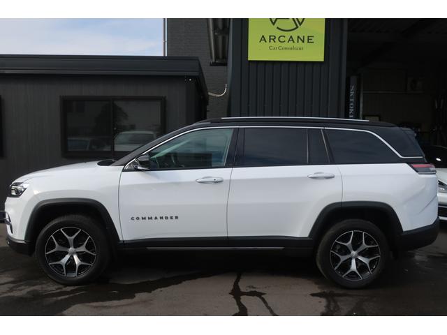 ジープ・コマンダー リミテッド　４ＷＤ　後期型　Ａｐｐｌｅ　Ｃａｒ　Ｐｌａｙ対応　ナビ／ＵＳＢ／Ｂトゥース／Ｂカメラ／全方位カメラ／レザーシート／パワーシート／シートヒーター／ステアリングヒーター／パワーバックドア／ＬＥＤヘッドライト／ＬＥＤフォグ／純正１８インチＡＷ（11枚目）
