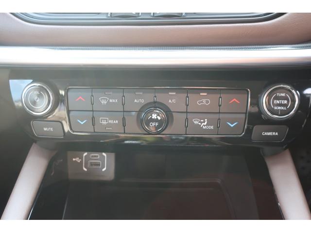 ジープ・コマンダー リミテッド　４ＷＤ　後期型　Ａｐｐｌｅ　Ｃａｒ　Ｐｌａｙ対応　ナビ／ＵＳＢ／Ｂトゥース／Ｂカメラ／全方位カメラ／レザーシート／パワーシート／シートヒーター／ステアリングヒーター／パワーバックドア／ＬＥＤヘッドライト／ＬＥＤフォグ／純正１８インチＡＷ（41枚目）