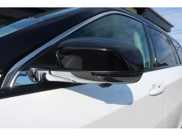 ジープ・コマンダー リミテッド　４ＷＤ　後期型　Ａｐｐｌｅ　Ｃａｒ　Ｐｌａｙ対応　ナビ／ＵＳＢ／Ｂトゥース／Ｂカメラ／全方位カメラ／レザーシート／パワーシート／シートヒーター／ステアリングヒーター／パワーバックドア／ＬＥＤヘッドライト／ＬＥＤフォグ／純正１８インチＡＷ（65枚目）