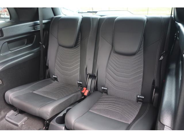 ＧＬＢ ＧＬＢ２００ｄ　４マチック　後期型　１オーナー車　４ＷＤ車　（純正ワイドナビ／フルセグＴＶ／ＵＳＢ／Ｂトゥース／全方位カメラ／ハーフレザーシート／Ｐシート／シートヒーター／パワーバックドア／純正１８インチＡＷ／ＬＥＤヘッドライト／ＬＥＤライナー／スマキー）（25枚目）