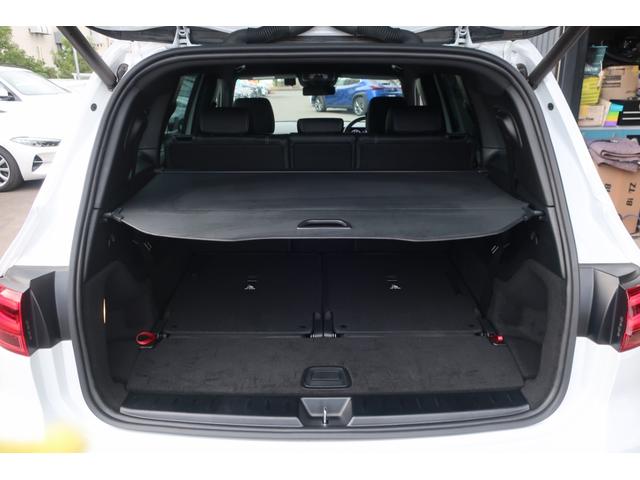 ＧＬＢ ＧＬＢ２００ｄ　４マチック　後期型　１オーナー車　４ＷＤ車　（純正ワイドナビ／フルセグＴＶ／ＵＳＢ／Ｂトゥース／全方位カメラ／ハーフレザーシート／Ｐシート／シートヒーター／パワーバックドア／純正１８インチＡＷ／ＬＥＤヘッドライト／ＬＥＤライナー／スマキー）（27枚目）