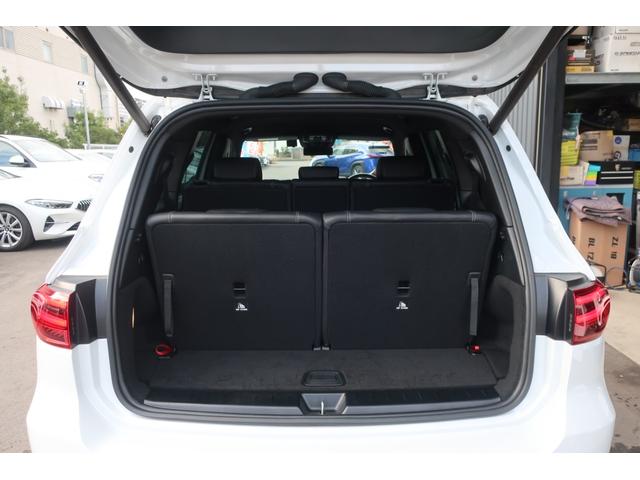 ＧＬＢ ＧＬＢ２００ｄ　４マチック　後期型　１オーナー車　４ＷＤ車　（純正ワイドナビ／フルセグＴＶ／ＵＳＢ／Ｂトゥース／全方位カメラ／ハーフレザーシート／Ｐシート／シートヒーター／パワーバックドア／純正１８インチＡＷ／ＬＥＤヘッドライト／ＬＥＤライナー／スマキー）（28枚目）