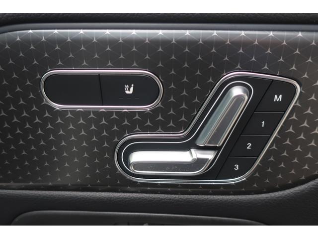 ＧＬＢ ＧＬＢ２００ｄ　４マチック　後期型　１オーナー車　４ＷＤ車　（純正ワイドナビ／フルセグＴＶ／ＵＳＢ／Ｂトゥース／全方位カメラ／ハーフレザーシート／Ｐシート／シートヒーター／パワーバックドア／純正１８インチＡＷ／ＬＥＤヘッドライト／ＬＥＤライナー／スマキー）（43枚目）