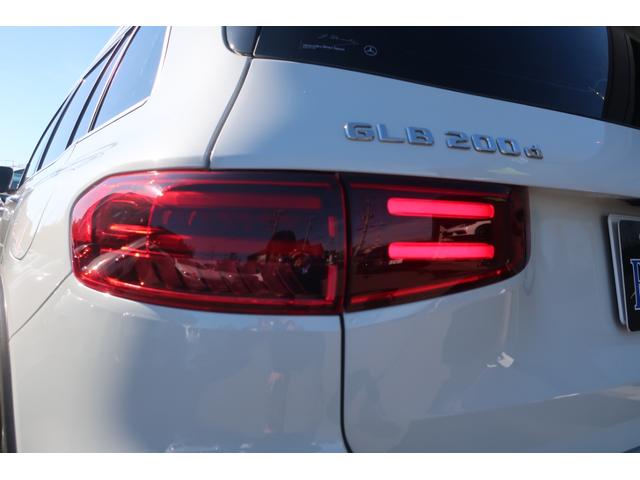 ＧＬＢ ＧＬＢ２００ｄ　４マチック　後期型　１オーナー車　４ＷＤ車　（純正ワイドナビ／フルセグＴＶ／ＵＳＢ／Ｂトゥース／全方位カメラ／ハーフレザーシート／Ｐシート／シートヒーター／パワーバックドア／純正１８インチＡＷ／ＬＥＤヘッドライト／ＬＥＤライナー／スマキー）（65枚目）