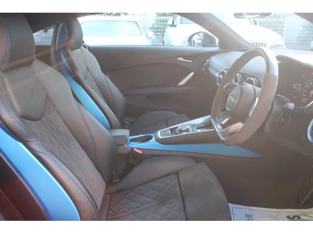 ＴＴクーペ ファイナルエディション　最終型／２００台限定車／２５台限定色　純正ナビ／ＤＶＤ／ＳＤ／ＣＤ／ＵＳＢ／ＡＵＸ／Ｂトゥース／Ｂカメラ／専用エアロ／専用２０インチＡＷ／マトリクスＬＥＤヘッドライト／専用マフラー／専用リアウイング／Ｈレザーシート／Ｐシート／シートヒータ（17枚目）