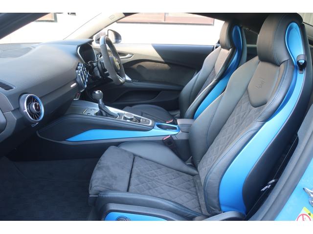 ＴＴクーペ ファイナルエディション　最終型／２００台限定車／２５台限定色　純正ナビ／ＤＶＤ／ＳＤ／ＣＤ／ＵＳＢ／ＡＵＸ／Ｂトゥース／Ｂカメラ／専用エアロ／専用２０インチＡＷ／マトリクスＬＥＤヘッドライト／専用マフラー／専用リアウイング／Ｈレザーシート／Ｐシート／シートヒータ（18枚目）