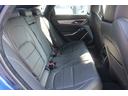 後部座席も使用感少なく素晴らしいコンディションが維持されております♪