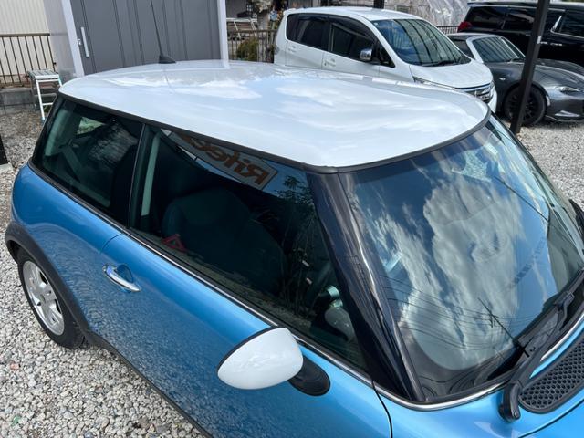 ＭＩＮＩ クーパー　ユーザー買取車　３ドア　ナビ　ＥＴＣ　純正アルミ　ツートンカラー　ＣＤオーディオ　キーレスエントリー　エアバックパワーステアリング　盗難防止システム　車検２年付き　スペアキー（39枚目）