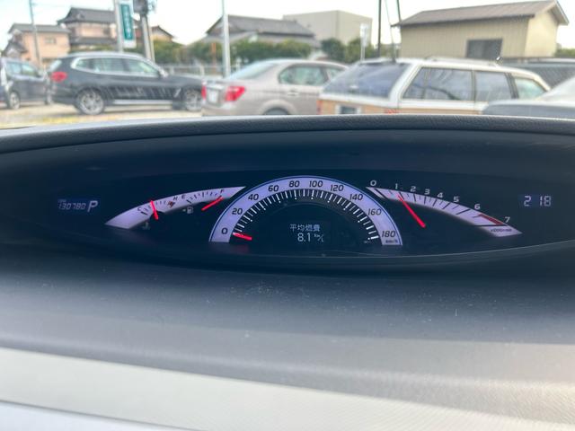 走行距離は１３．１万キロの低走行です！