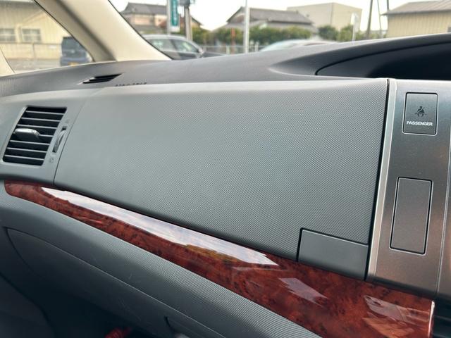 グローブボックス