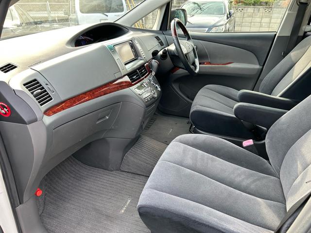 この度はＲｉｆｅｅｚ（リフィーズ）春日部店の在庫車輌をご覧いただきまして、誠にありがとうございます。＜無料ＴＥＬ＞００７８－６０４１－７９４１までお電話にてお気軽にお問合わせください！