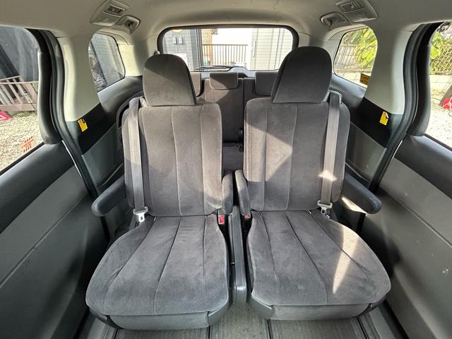 セカンドシートも広く快適です！