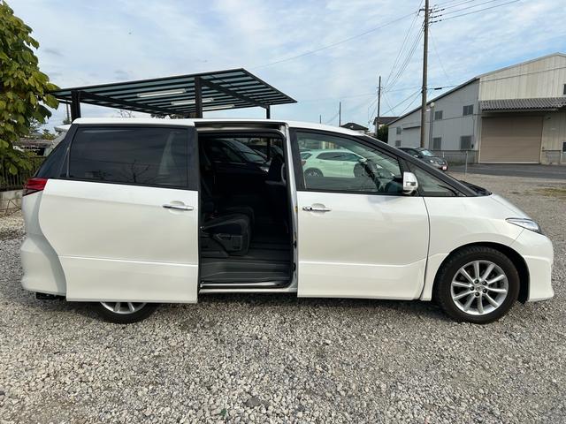 両側電動スライドドア