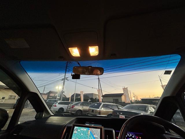 ステップワゴンスパーダ Ｚ　クールスピリット　無限エアロ　純正９型ＳＤナビ　Ｂｌｕｅｔｏｏｔｈ　ＴＶ　走行中視聴　フリップダウンモニター　前後ドライブレコーダー　バックカメラ　純正アルミ　スマートキー　スペアキー　３列目格納　８人乗り（21枚目）