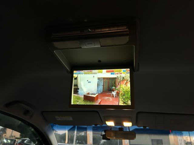 ステップワゴンスパーダ Ｚ　クールスピリット　無限エアロ　純正９型ＳＤナビ　Ｂｌｕｅｔｏｏｔｈ　ＴＶ　走行中視聴　フリップダウンモニター　前後ドライブレコーダー　バックカメラ　純正アルミ　スマートキー　スペアキー　３列目格納　８人乗り（28枚目）