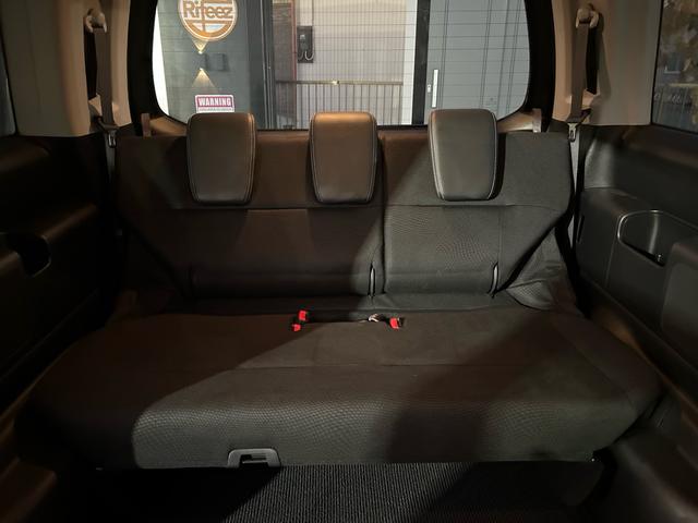 ステップワゴンスパーダ Ｚ　クールスピリット　無限エアロ　純正９型ＳＤナビ　Ｂｌｕｅｔｏｏｔｈ　ＴＶ　走行中視聴　フリップダウンモニター　前後ドライブレコーダー　バックカメラ　純正アルミ　スマートキー　スペアキー　３列目格納　８人乗り（40枚目）