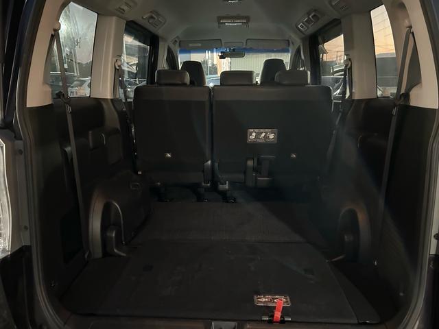 ステップワゴンスパーダ Ｚ　クールスピリット　無限エアロ　純正９型ＳＤナビ　Ｂｌｕｅｔｏｏｔｈ　ＴＶ　走行中視聴　フリップダウンモニター　前後ドライブレコーダー　バックカメラ　純正アルミ　スマートキー　スペアキー　３列目格納　８人乗り（45枚目）