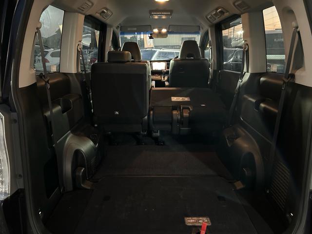 ステップワゴンスパーダ Ｚ　クールスピリット　無限エアロ　純正９型ＳＤナビ　Ｂｌｕｅｔｏｏｔｈ　ＴＶ　走行中視聴　フリップダウンモニター　前後ドライブレコーダー　バックカメラ　純正アルミ　スマートキー　スペアキー　３列目格納　８人乗り（46枚目）