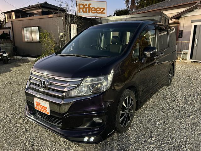 ステップワゴンスパーダ Ｚ　クールスピリット　無限エアロ　純正９型ＳＤナビ　Ｂｌｕｅｔｏｏｔｈ　ＴＶ　走行中視聴　フリップダウンモニター　前後ドライブレコーダー　バックカメラ　純正アルミ　スマートキー　スペアキー　３列目格納　８人乗り（52枚目）