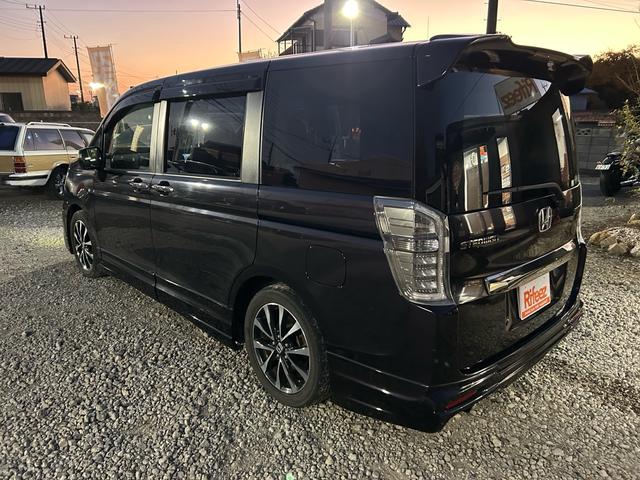 ステップワゴンスパーダ Ｚ　クールスピリット　無限エアロ　純正９型ＳＤナビ　Ｂｌｕｅｔｏｏｔｈ　ＴＶ　走行中視聴　フリップダウンモニター　前後ドライブレコーダー　バックカメラ　純正アルミ　スマートキー　スペアキー　３列目格納　８人乗り（54枚目）