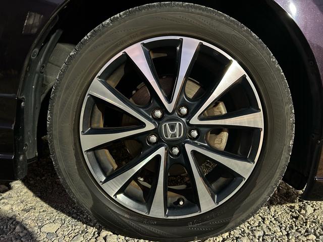 ステップワゴンスパーダ Ｚ　クールスピリット　無限エアロ　純正９型ＳＤナビ　Ｂｌｕｅｔｏｏｔｈ　ＴＶ　走行中視聴　フリップダウンモニター　前後ドライブレコーダー　バックカメラ　純正アルミ　スマートキー　スペアキー　３列目格納　８人乗り（66枚目）