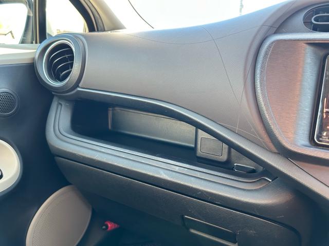 アクア Ｇ　純正ＳＤナビ　フルセグＴＶ　走行中視聴　Ｂｌｕｅｔｏｏｔｈ　バックカメラ　ＨＤＭＩ接続　ドライブレコーダー　運転席シートヒーター　社外アルミ１５インチ　フォグランプ　キーレスキー　電動格納ミラー（28枚目）