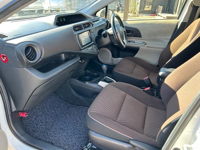 アクア Ｇ　純正ＳＤナビ　フルセグＴＶ　走行中視聴　Ｂｌｕｅｔｏｏｔｈ　バックカメラ　ＨＤＭＩ接続　ドライブレコーダー　運転席シートヒーター　社外アルミ１５インチ　フォグランプ　キーレスキー　電動格納ミラー（33枚目）