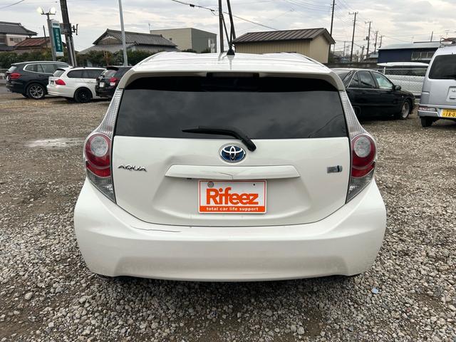 アクア Ｇ　純正ＳＤナビ　フルセグＴＶ　走行中視聴　Ｂｌｕｅｔｏｏｔｈ　バックカメラ　ＨＤＭＩ接続　ドライブレコーダー　運転席シートヒーター　社外アルミ１５インチ　フォグランプ　キーレスキー　電動格納ミラー（50枚目）