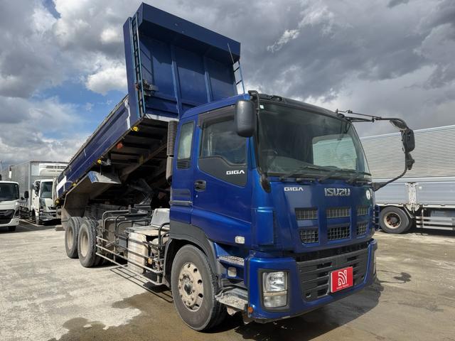 ギガ ベースグレード　ベッド付　極東製ボディ　荷台６２９９・２３０３　４００馬力　８速Ｍ／Ｔ　ＨｉＬｏ付　１６段変速（11枚目）